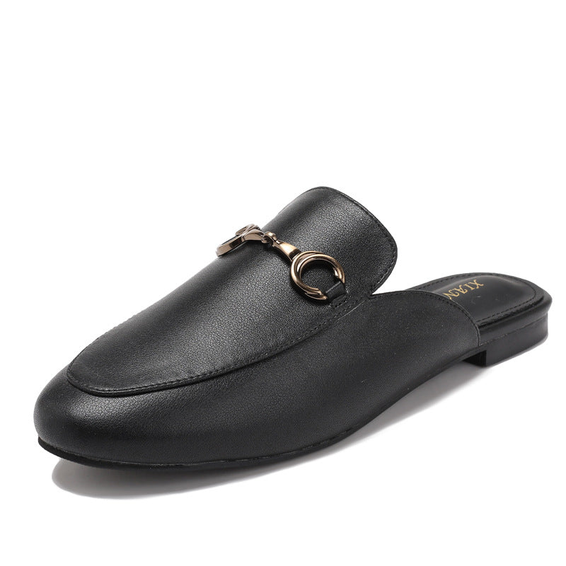 Flat-bottomed Slip-on Loafers With Horsebit Buckles And A Closed Toe