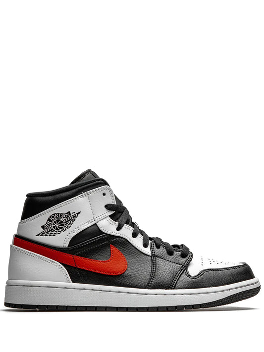 1 Mid Chile Red Sneakers