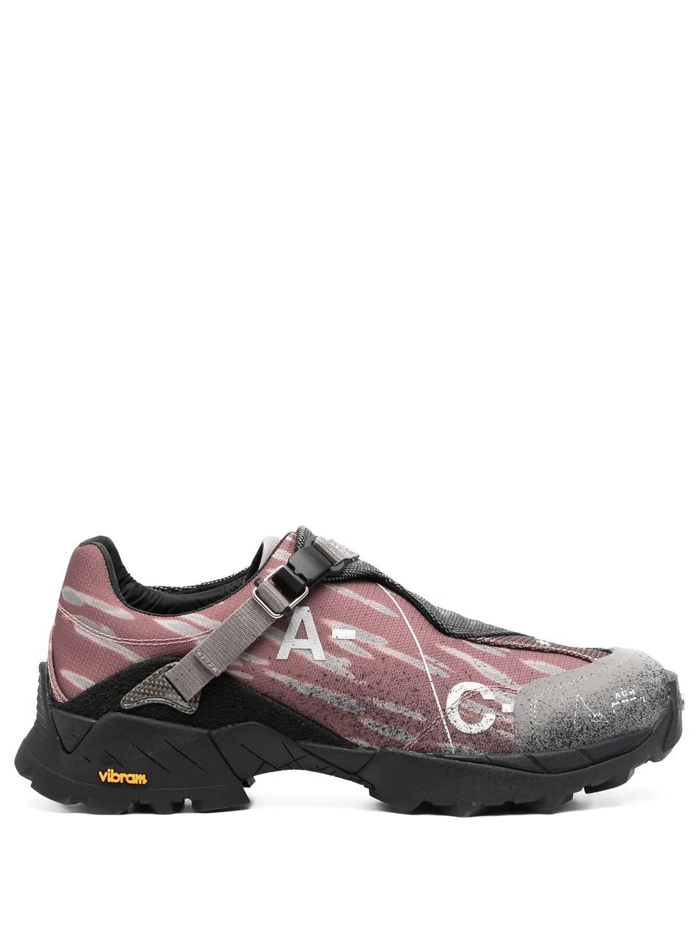 X Roa Minaa Low-Top Sneakers
