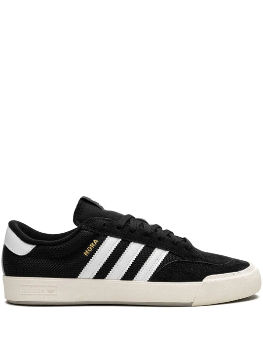 Nora Black/White Sneakers