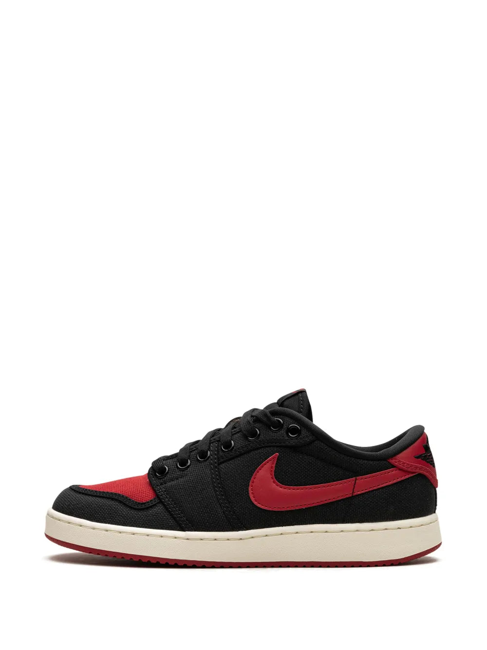 1 Ko Low Bred Sneakers