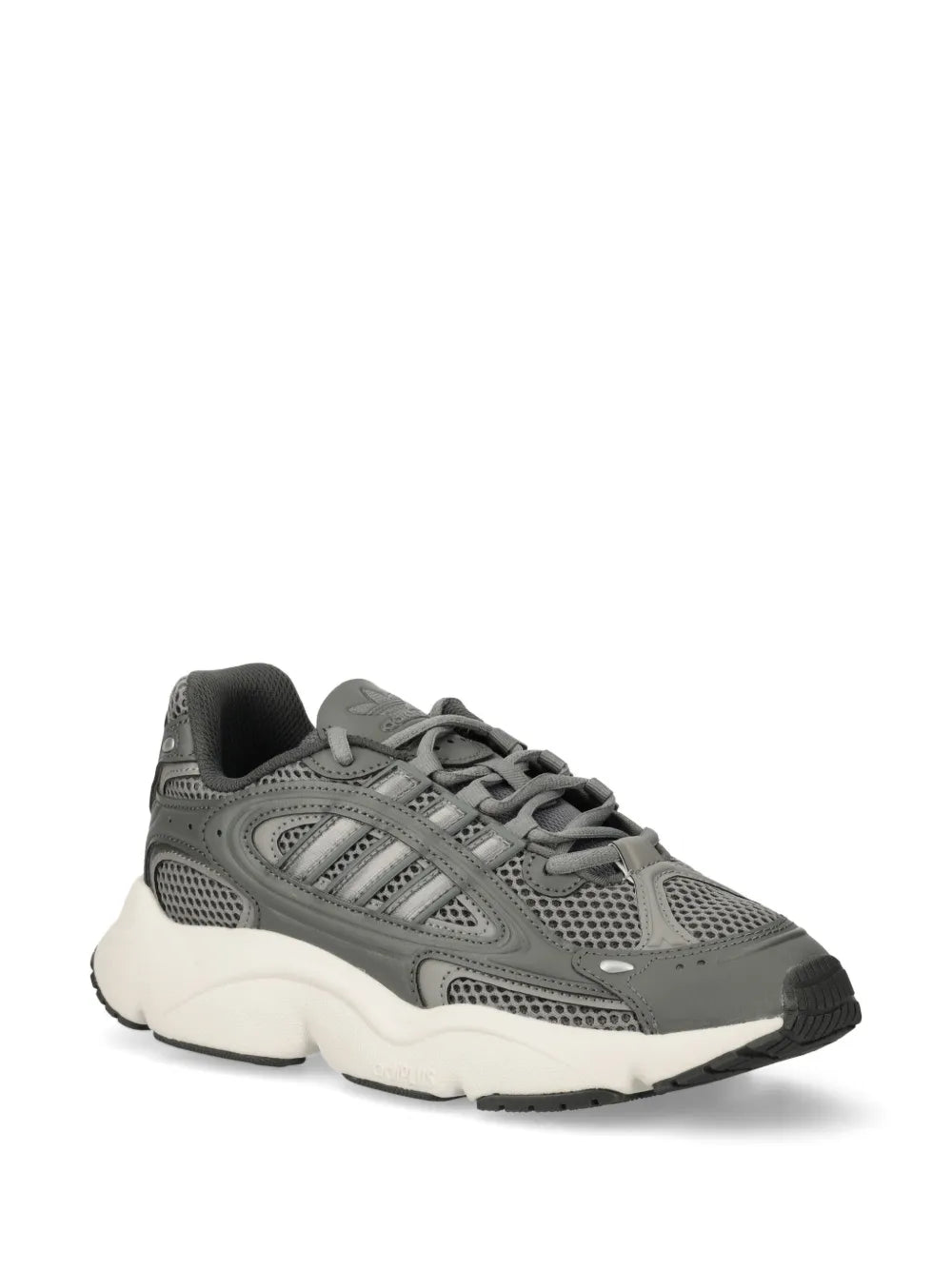 Ozmillen Sneakers