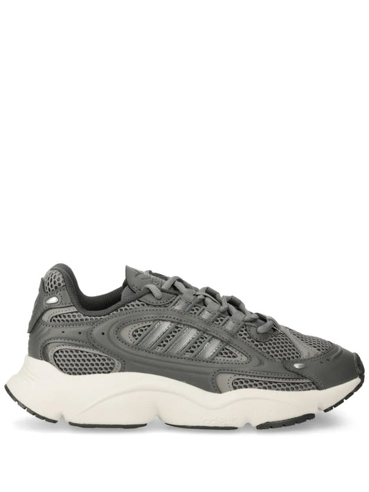 Ozmillen Sneakers