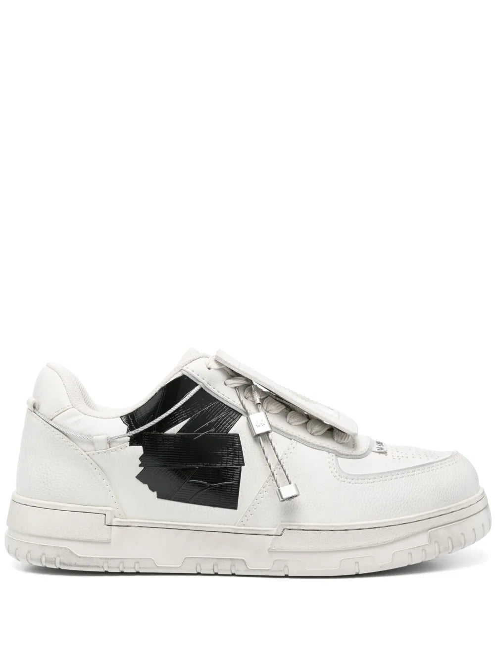 Avril Sneakers
