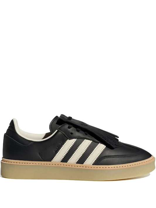 Samba Lux Stripes Sneakers