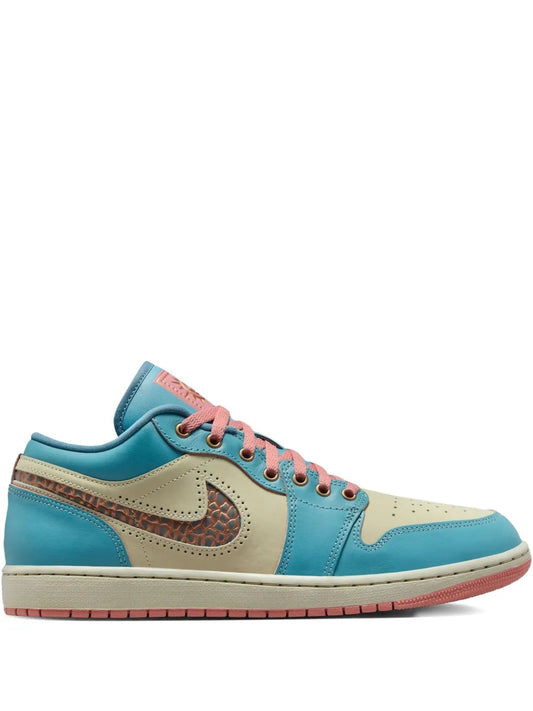 1 Low Lace-Up Sneakers