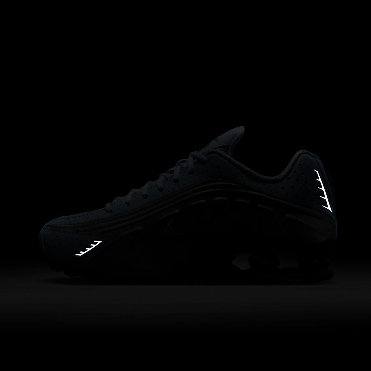 Nike Shox R4 - Women's