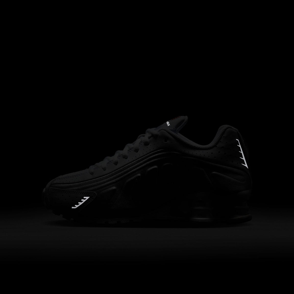 Nike Shox R4 - Non Adult