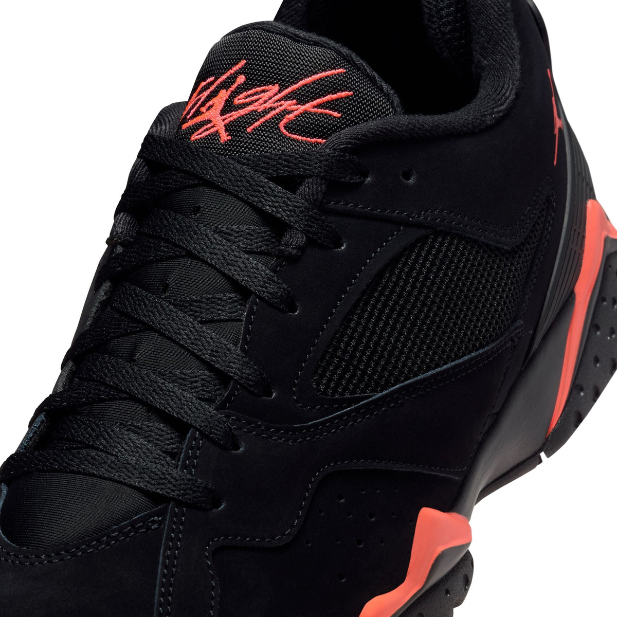 Air Jordan MVP 92 - Men's