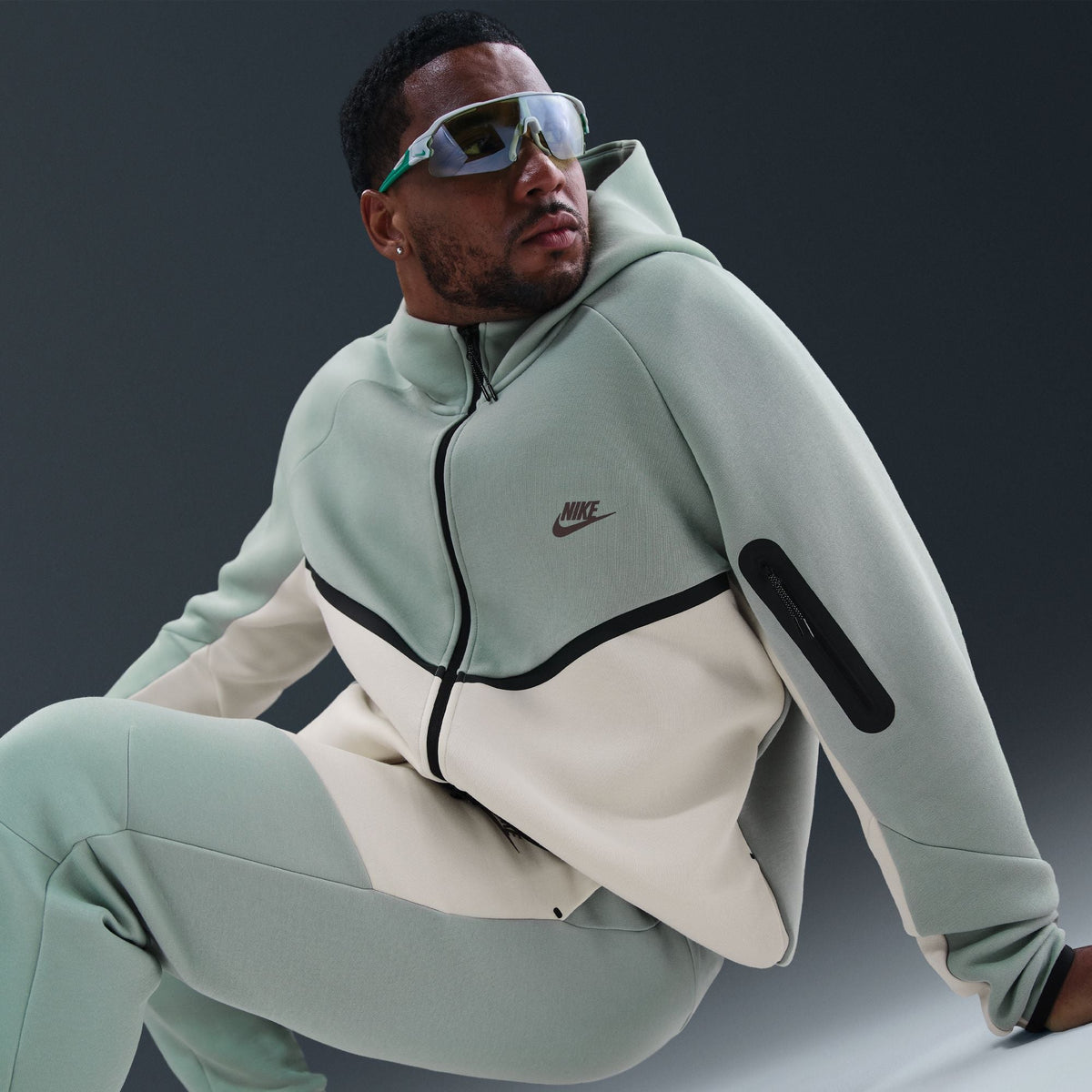 Nike Tech Full-Zip Windrunner Hoodie - Men's