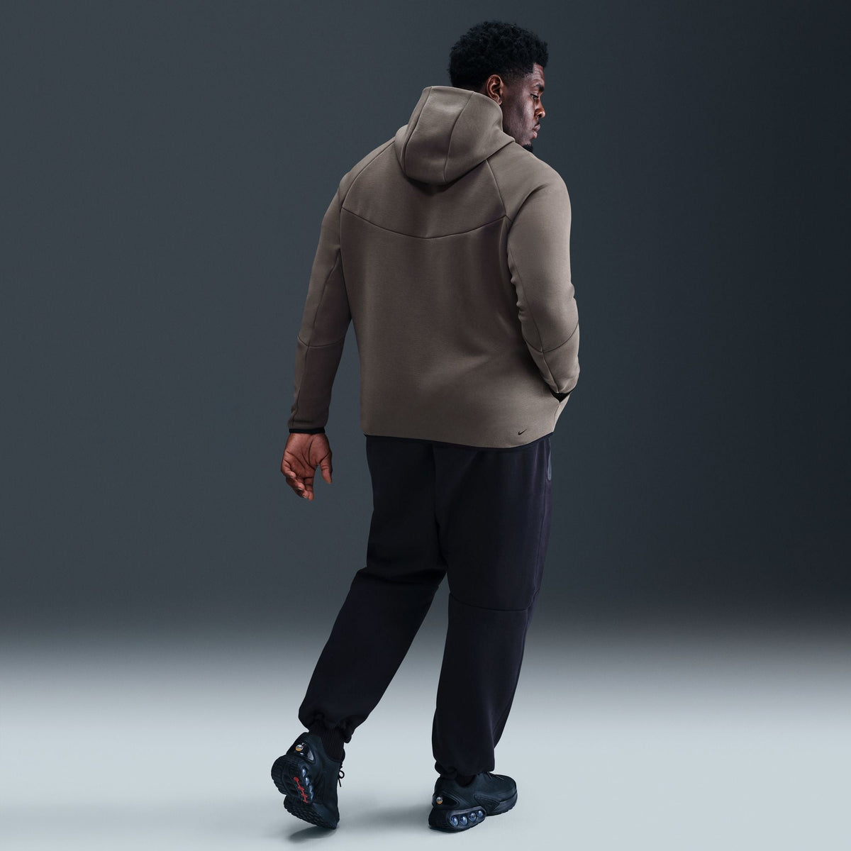 Nike Tech Full-Zip Windrunner Hoodie - Men's