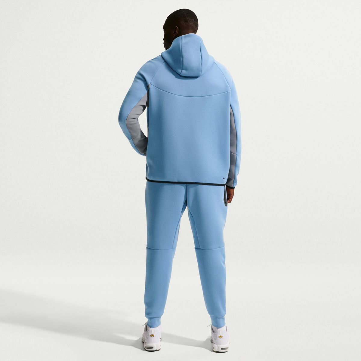 Nike Tech Full-Zip Windrunner Hoodie - Men's
