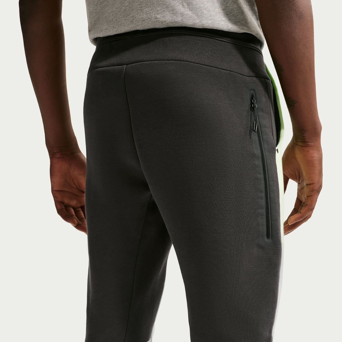 Nike Tech Fleece Joggers - Men's