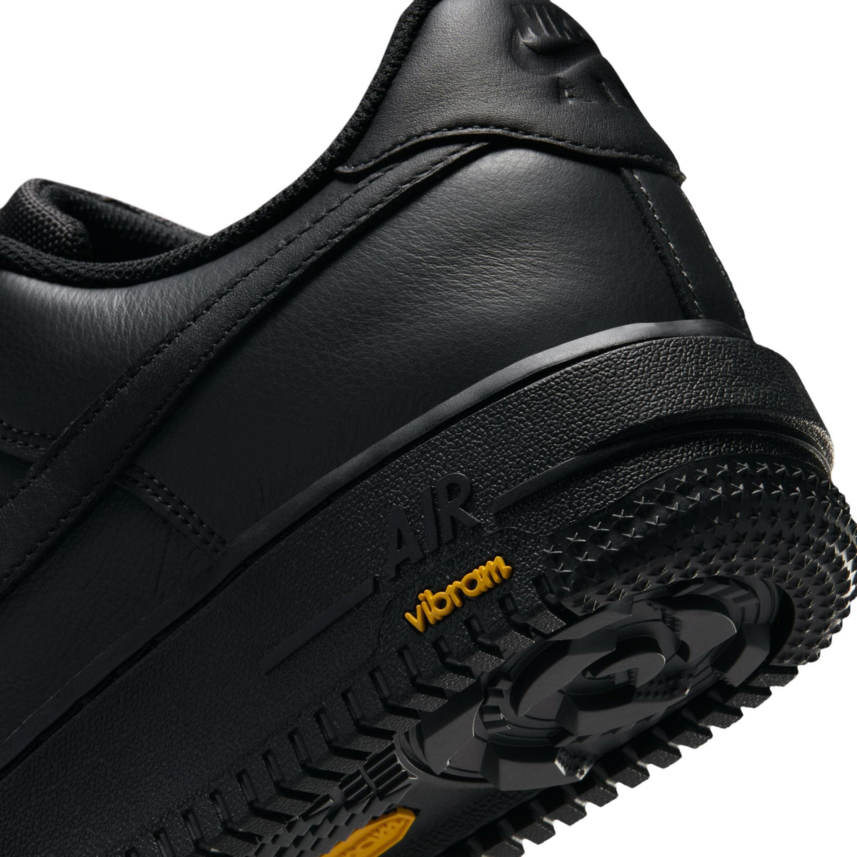 Nike Air Force 1 GTX - Men's
