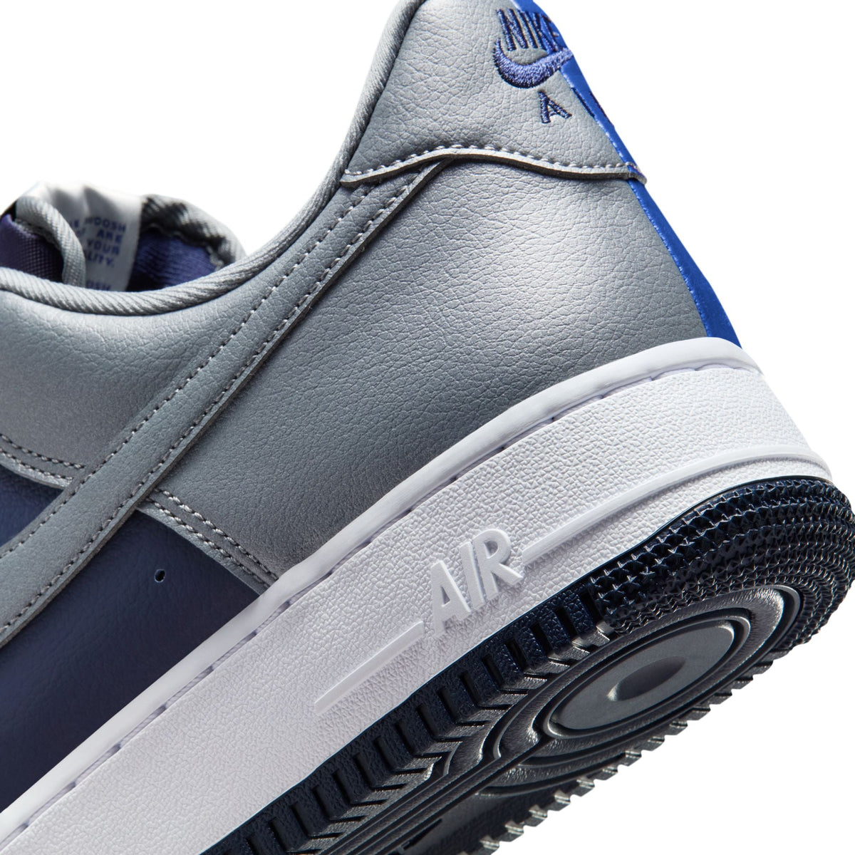 Nike Air Force 1 '07 LV8 - Men's