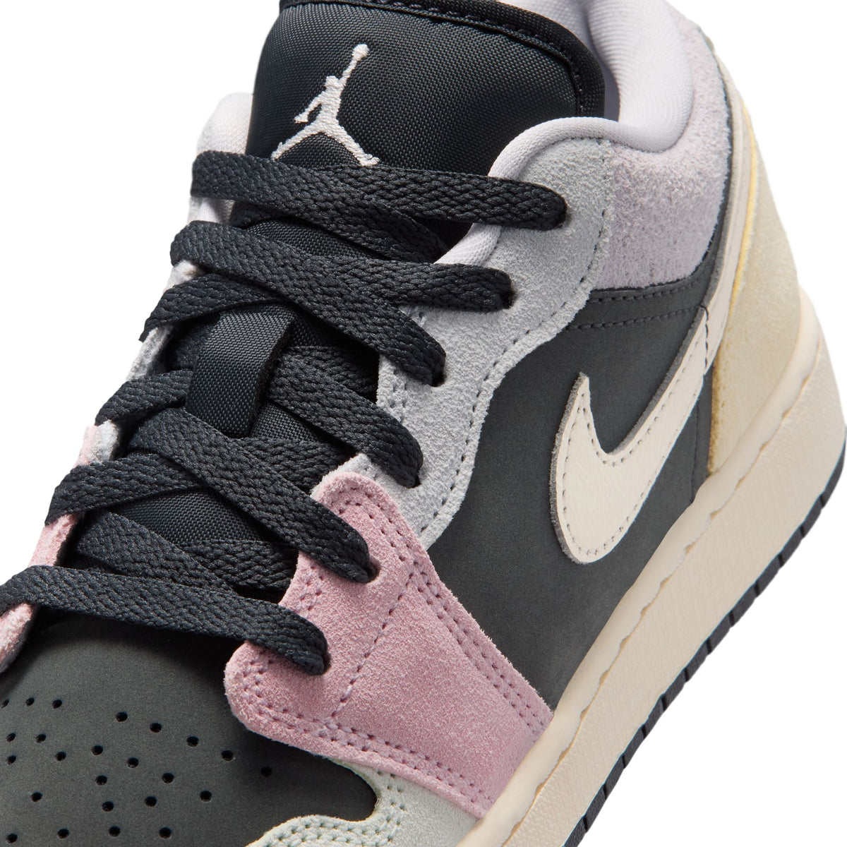 Air Jordan 1 Low SE - Non Adult