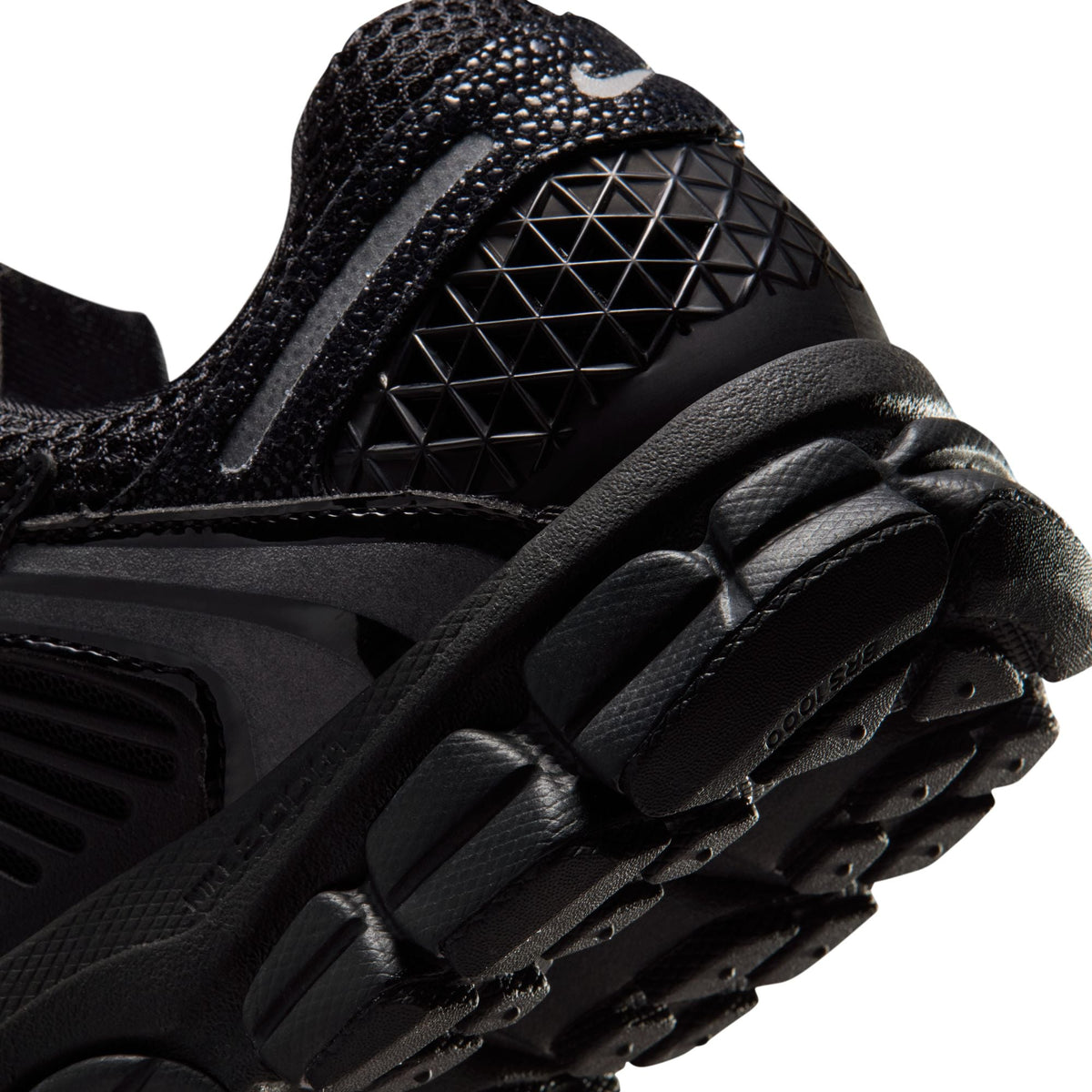 Nike Zoom Vomero 5 - Women's