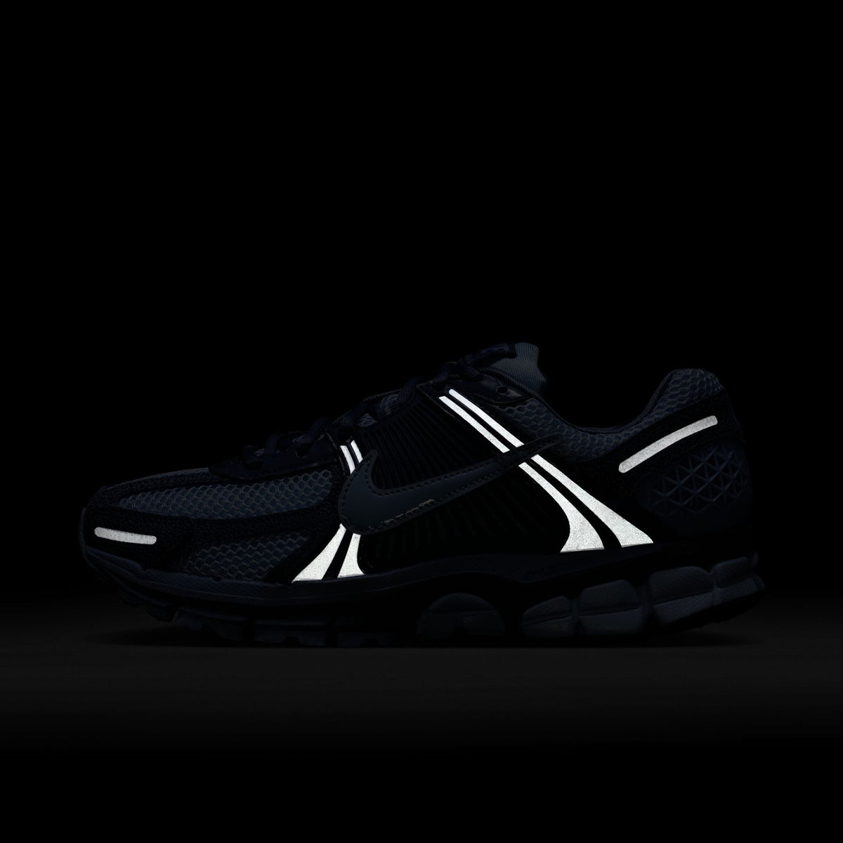Nike Zoom Vomero 5 - Women's