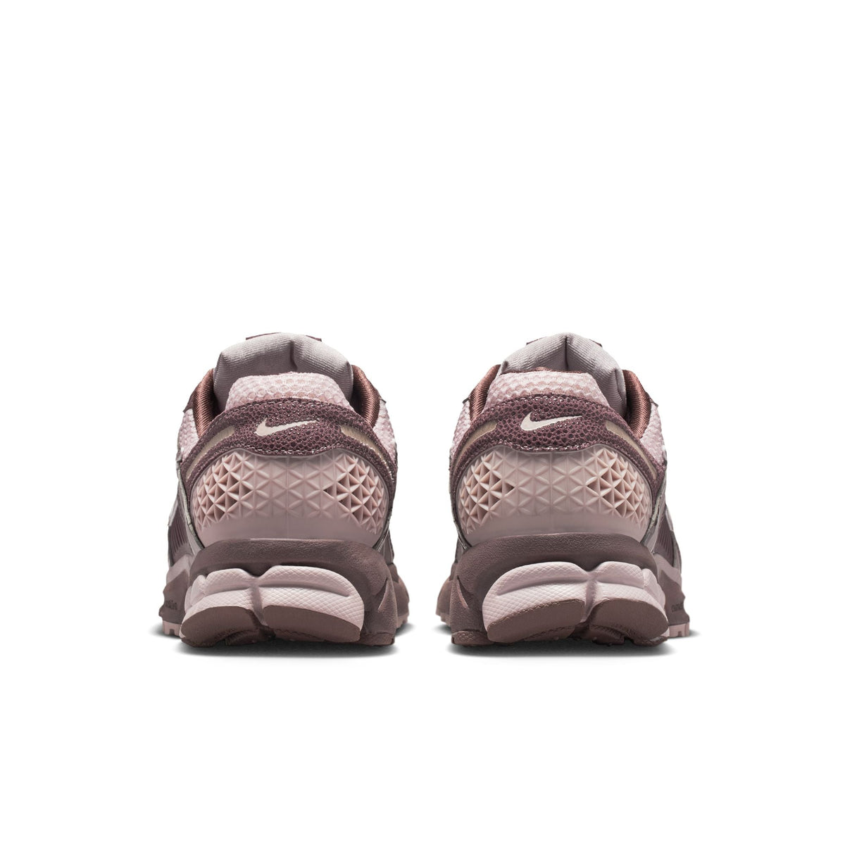 Nike Zoom Vomero 5 - Women's