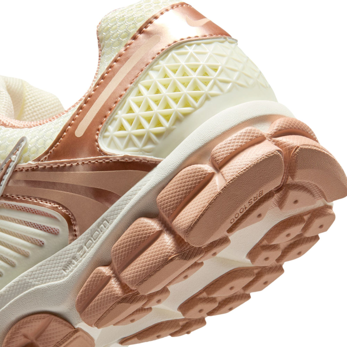 Nike Zoom Vomero 5 - Women's
