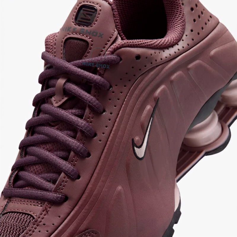 Nike Shox R4 - Non Adult