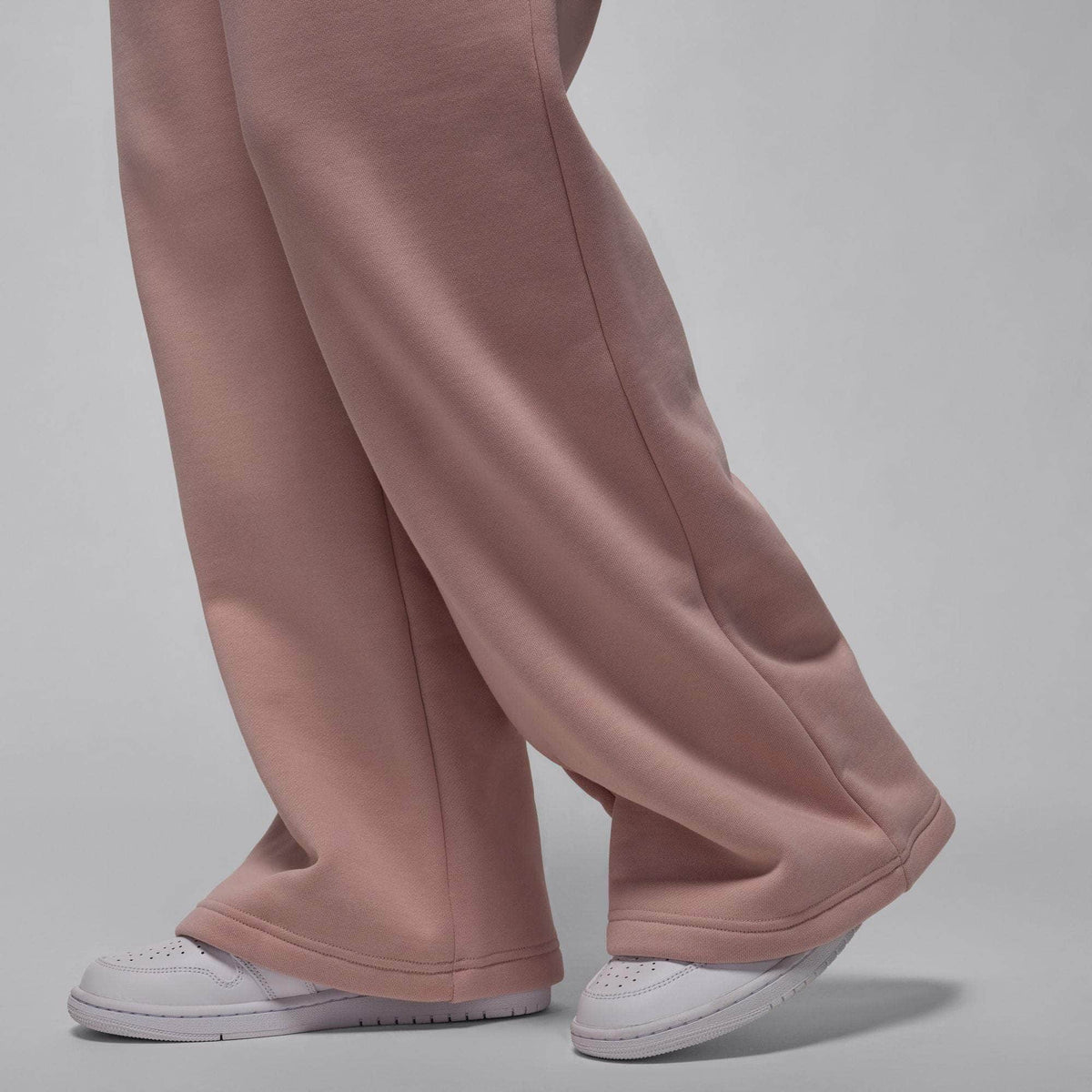 Air Jordan Flight Fleece Open-Hem Pants - Women's