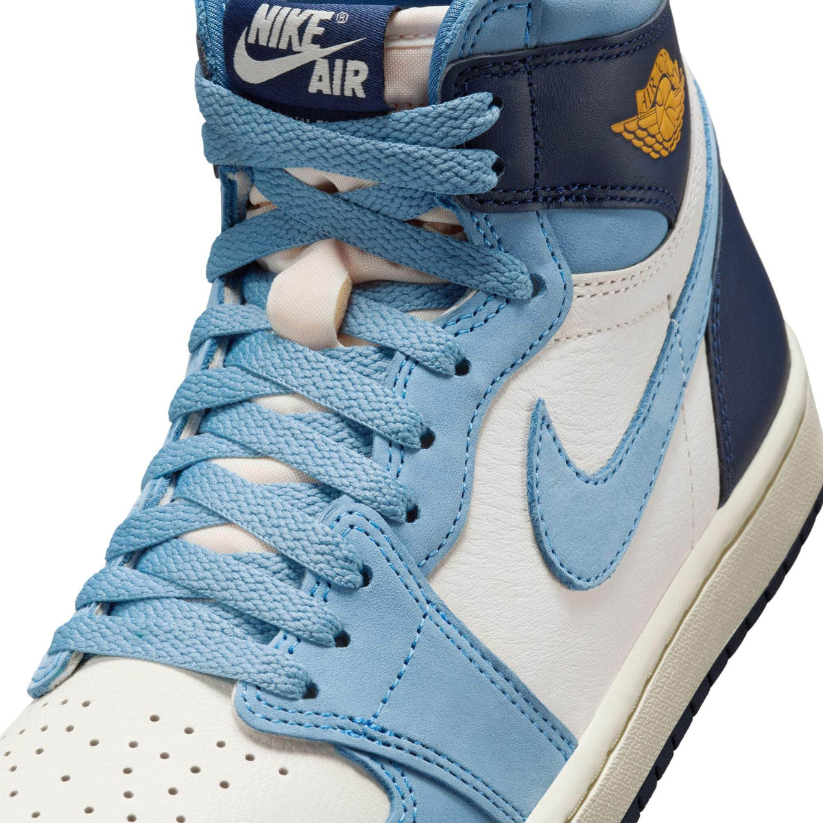 Air Jordan 1 High OG “First in Flight” - Women's