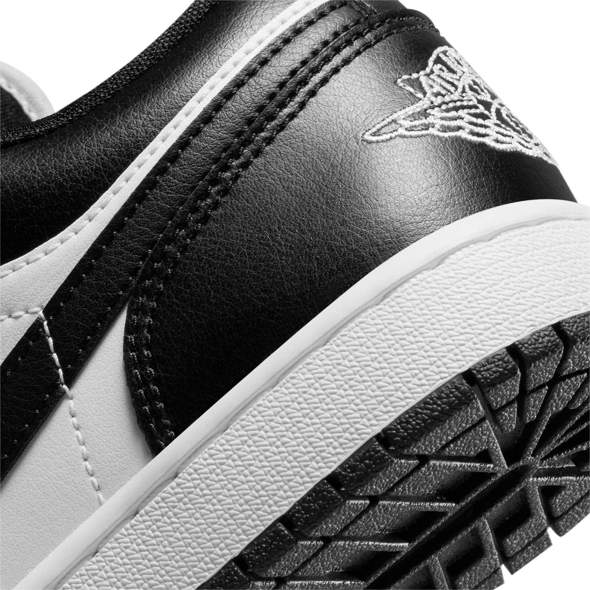 Air Jordan 1 Low "Panda" - Women's