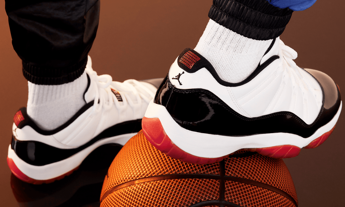 Air Jordan 11 Retro Low  - Men's