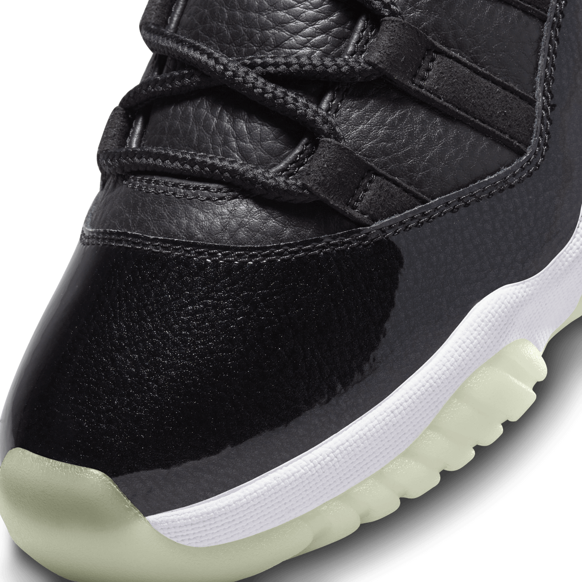 Air Jordan 11 Retro Low - Men's