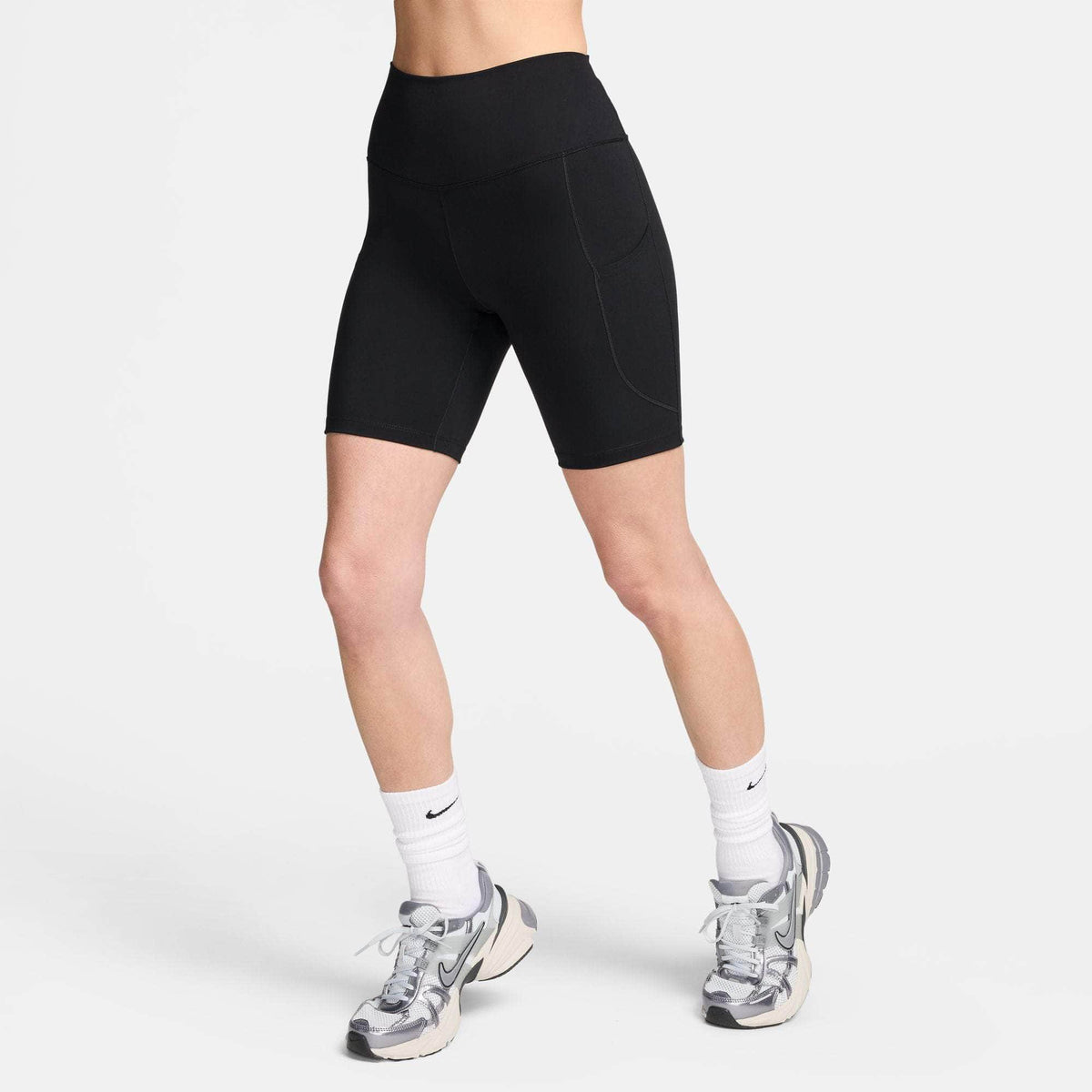 Nike One High-Waisted 8" Biker Shorts with Pockets - Women's