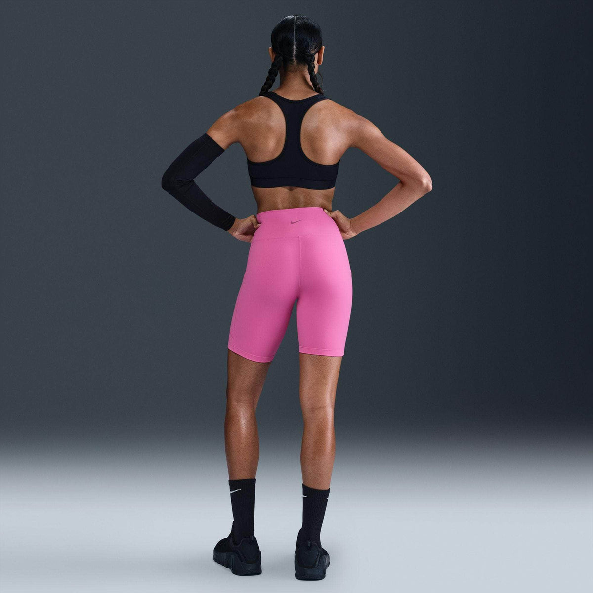 Nike One High-Waisted 8" Biker Shorts with Pockets - Women's