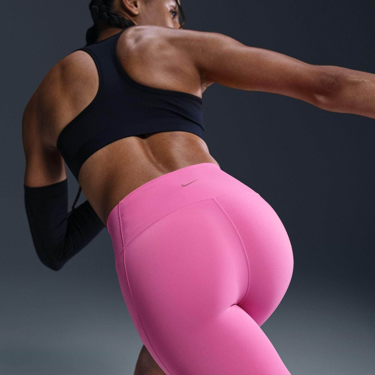Nike One High-Waisted 8" Biker Shorts with Pockets - Women's