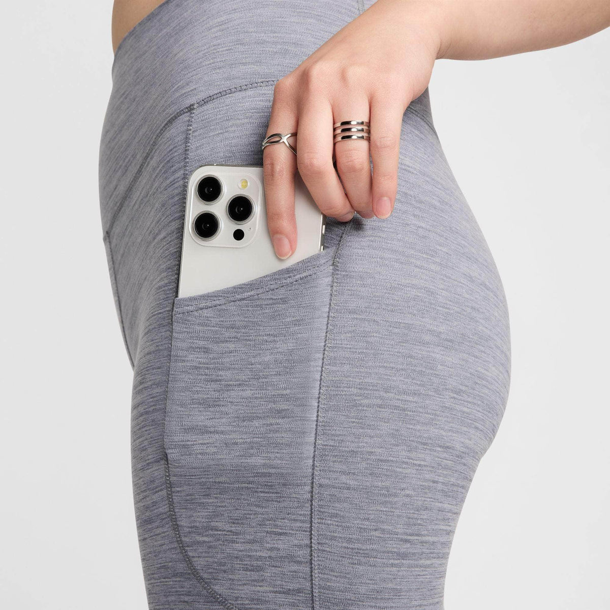 Nike One High-Waisted 8" Biker Shorts with Pockets - Women's