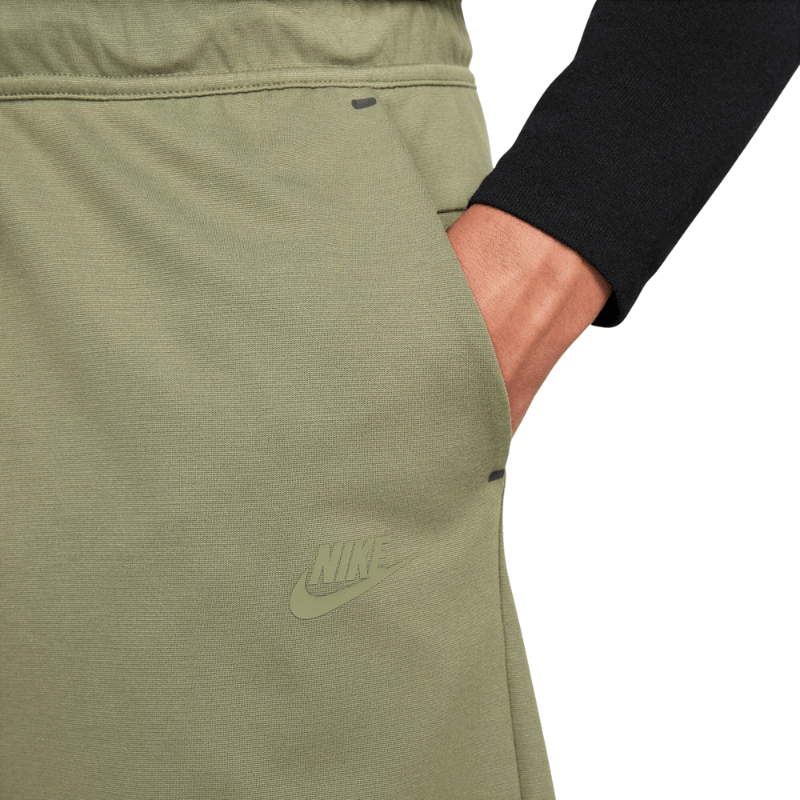 Nike Sportswear Tech Fleece Lightweight Shorts - Men's