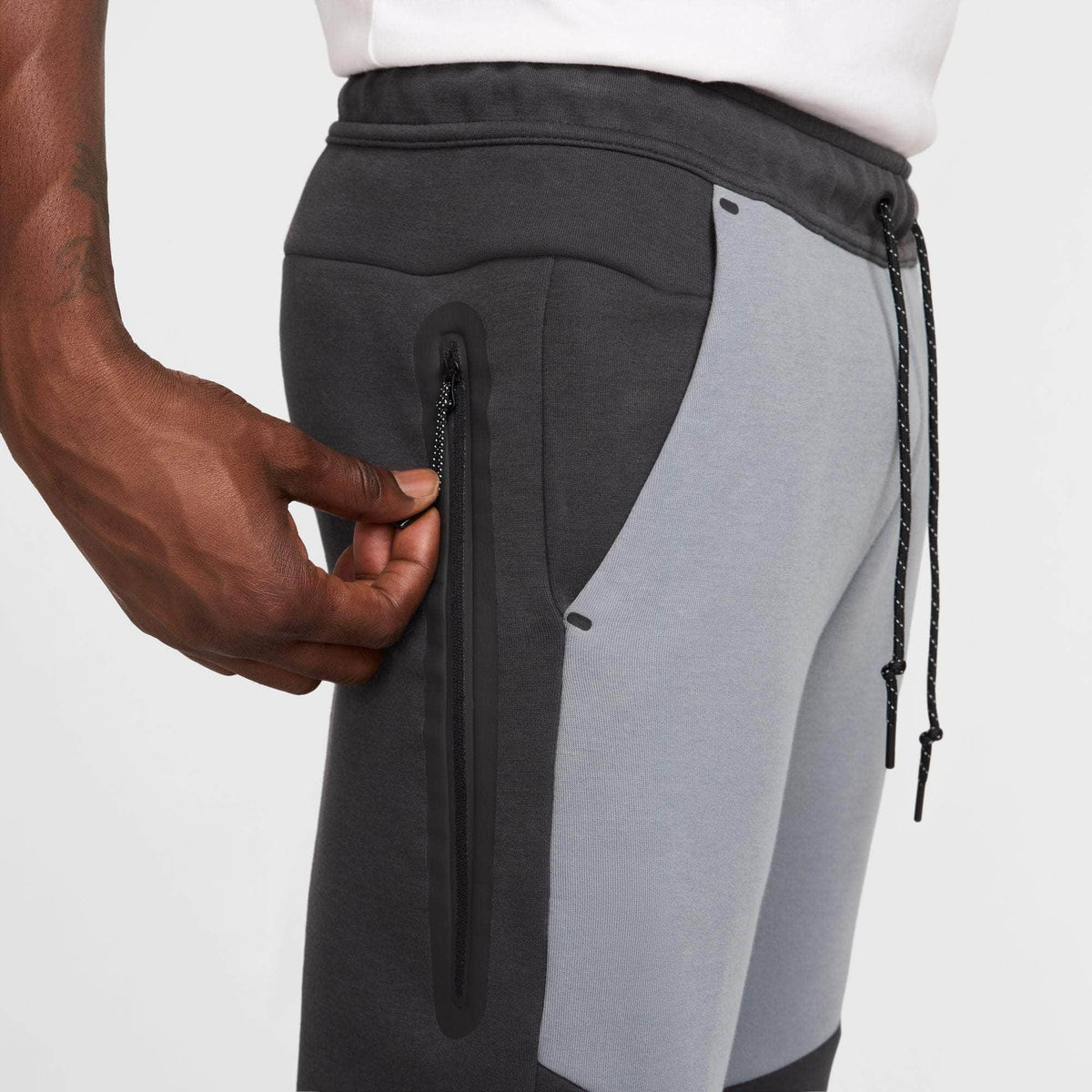 Nike Tech Fleece Joggers - Men's