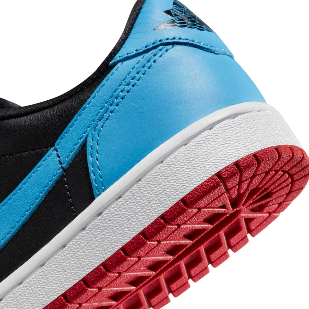 Air Jordan 1 Retro Low OG "UNC to Chicago" - Women's