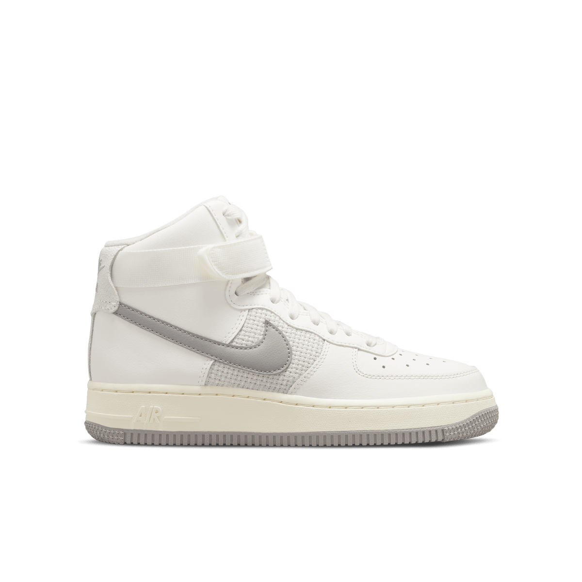 Nike Air Force 1 High LE