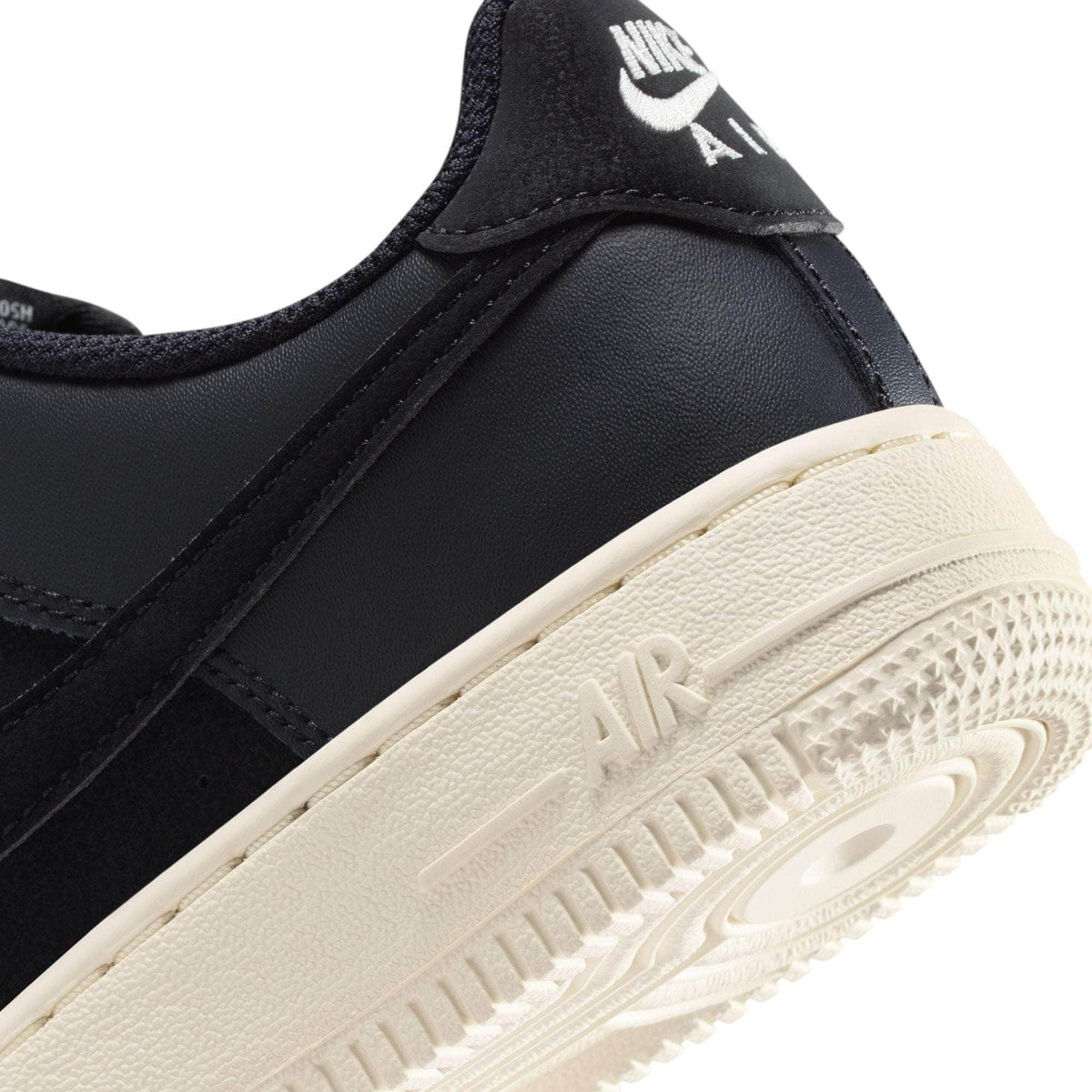 Nike Air Force 1 LV8 1 - Non Adult