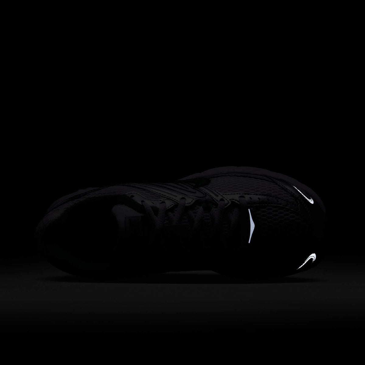 Nike Air Max Moto 2K - Women's