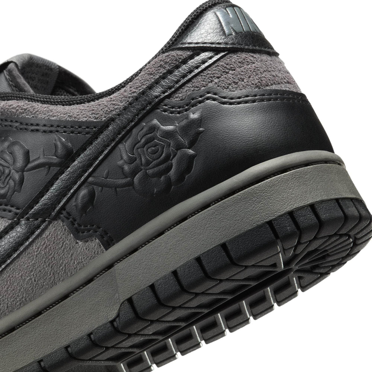 Nike Dunk Low "Black Roses" - Women's