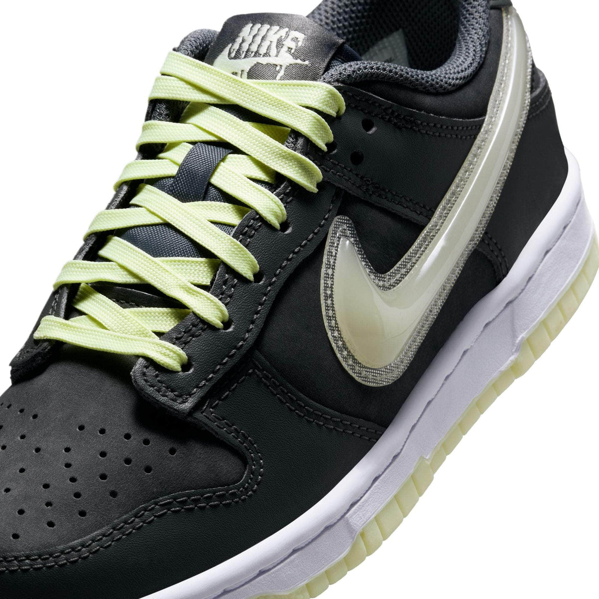 Nike Dunk Low "Halloween Glow in the Dark" - Non Adult