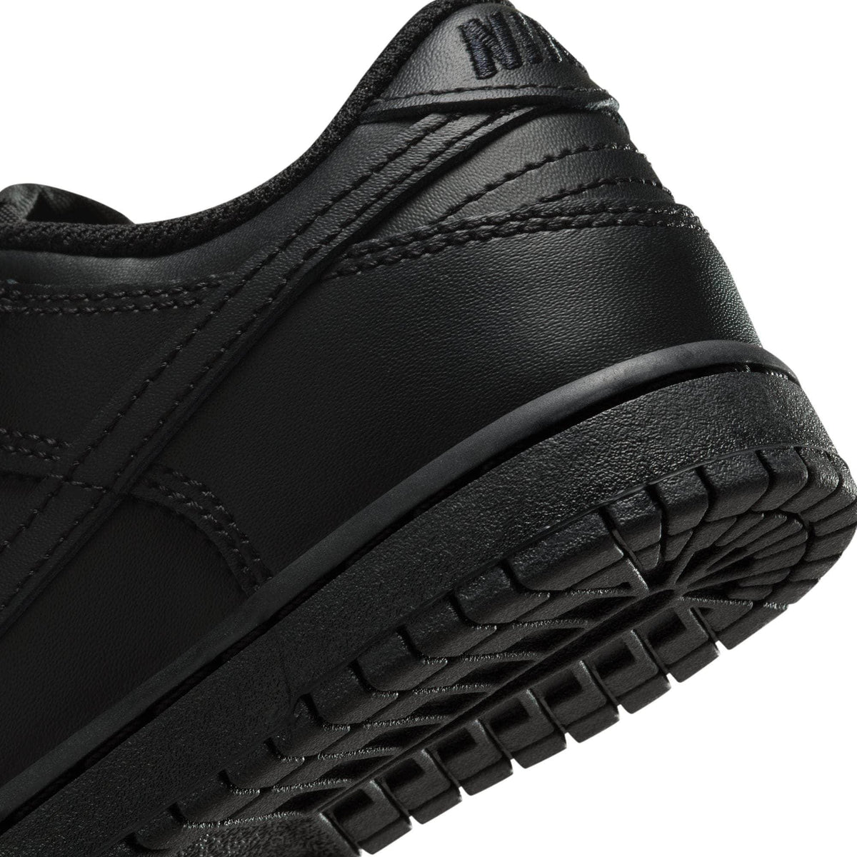 Nike Dunk Low "Triple Black" - Youth Sneaker
