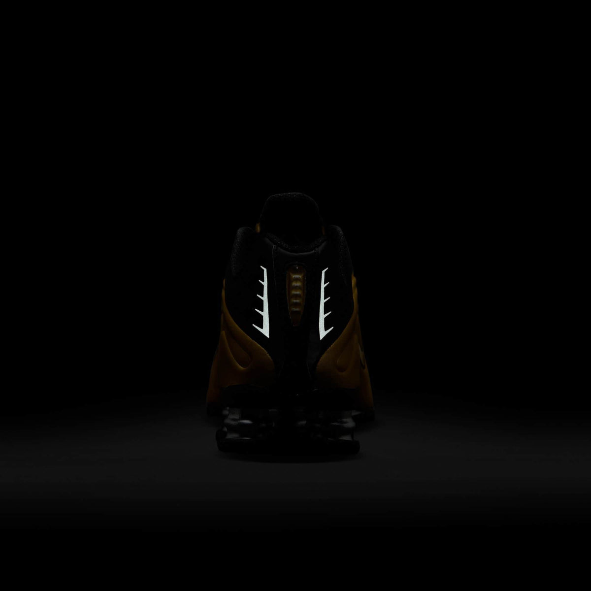 Nike Shox R4 - Women's