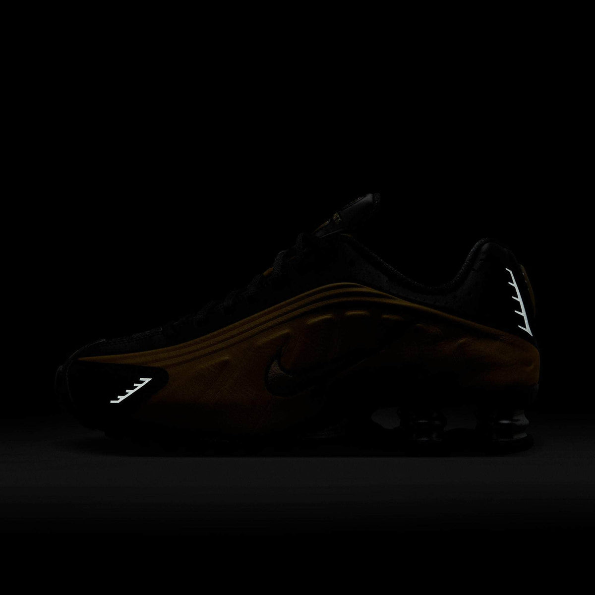Nike Shox R4 - Women's
