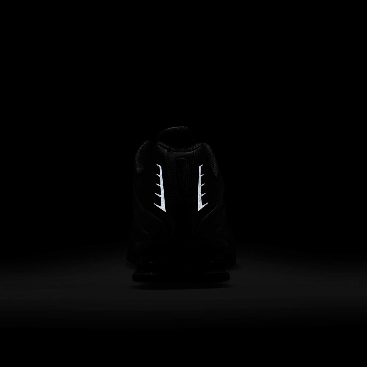 Nike Shox R4 - Men's