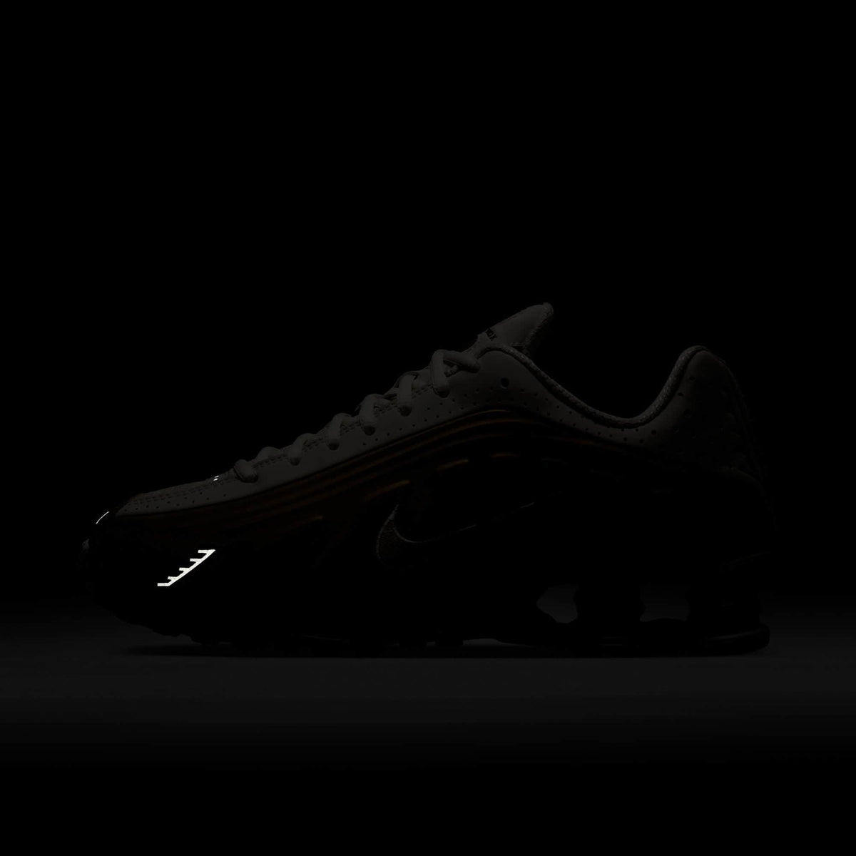 Nike Shox R4 - Women's