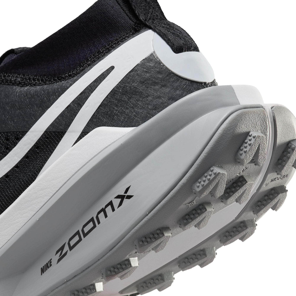 Nike Zegama 2 Trail Running - Women's