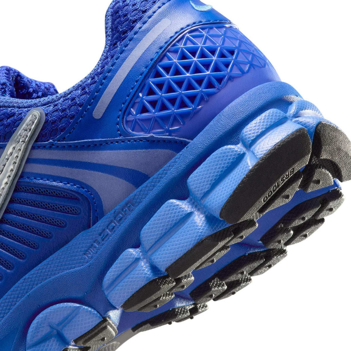 Nike Zoom Vomero 5 - Women's
