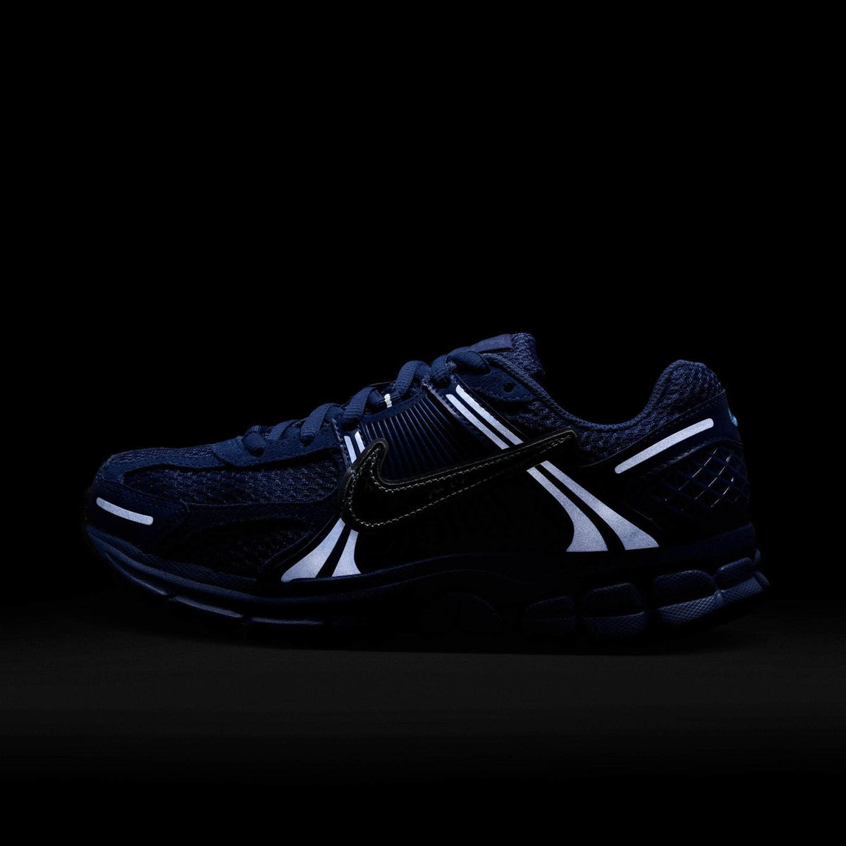 Nike Zoom Vomero 5 - Women's